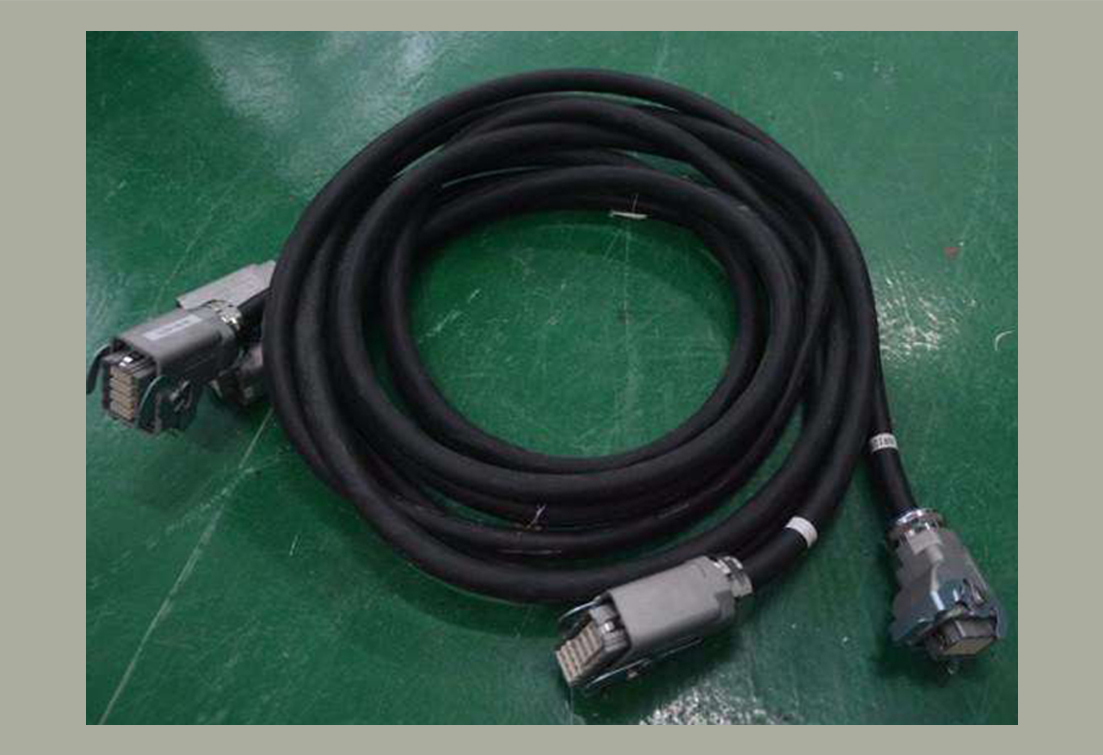 示教器线缆1.jpg